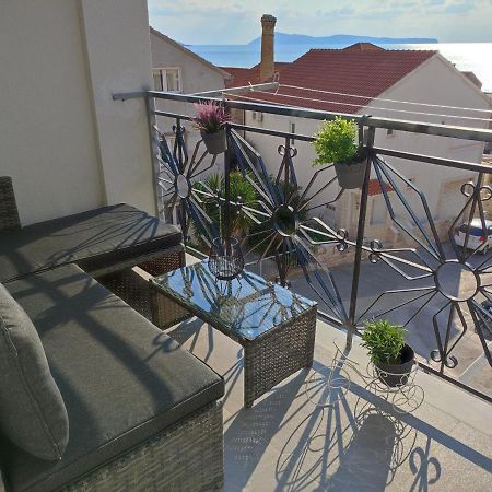 Seaview Suites Ondina Komiža Εξωτερικό φωτογραφία