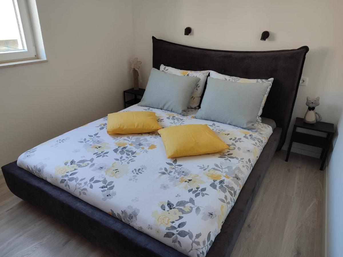 Seaview Suites Ondina Komiža Εξωτερικό φωτογραφία